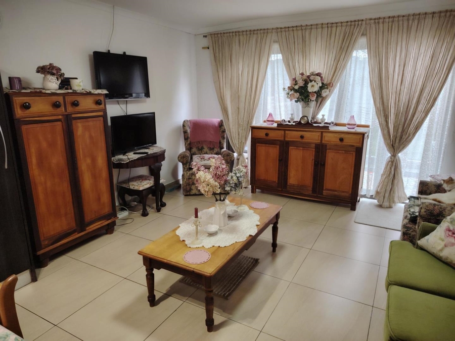 To Let 2 Bedroom Property for Rent in Eden Park Western Cape